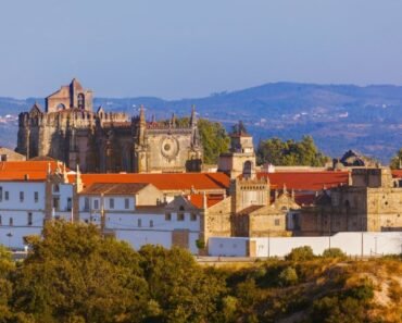 Cartomante em Tomar - Amarração Amorosa
